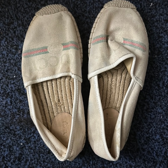 GUCCI - Picture 1 of 3